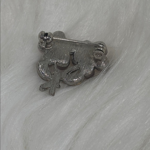 Vintage Rhinestone and Cat’s Eye Flower Brooch - Picture 4 of 5